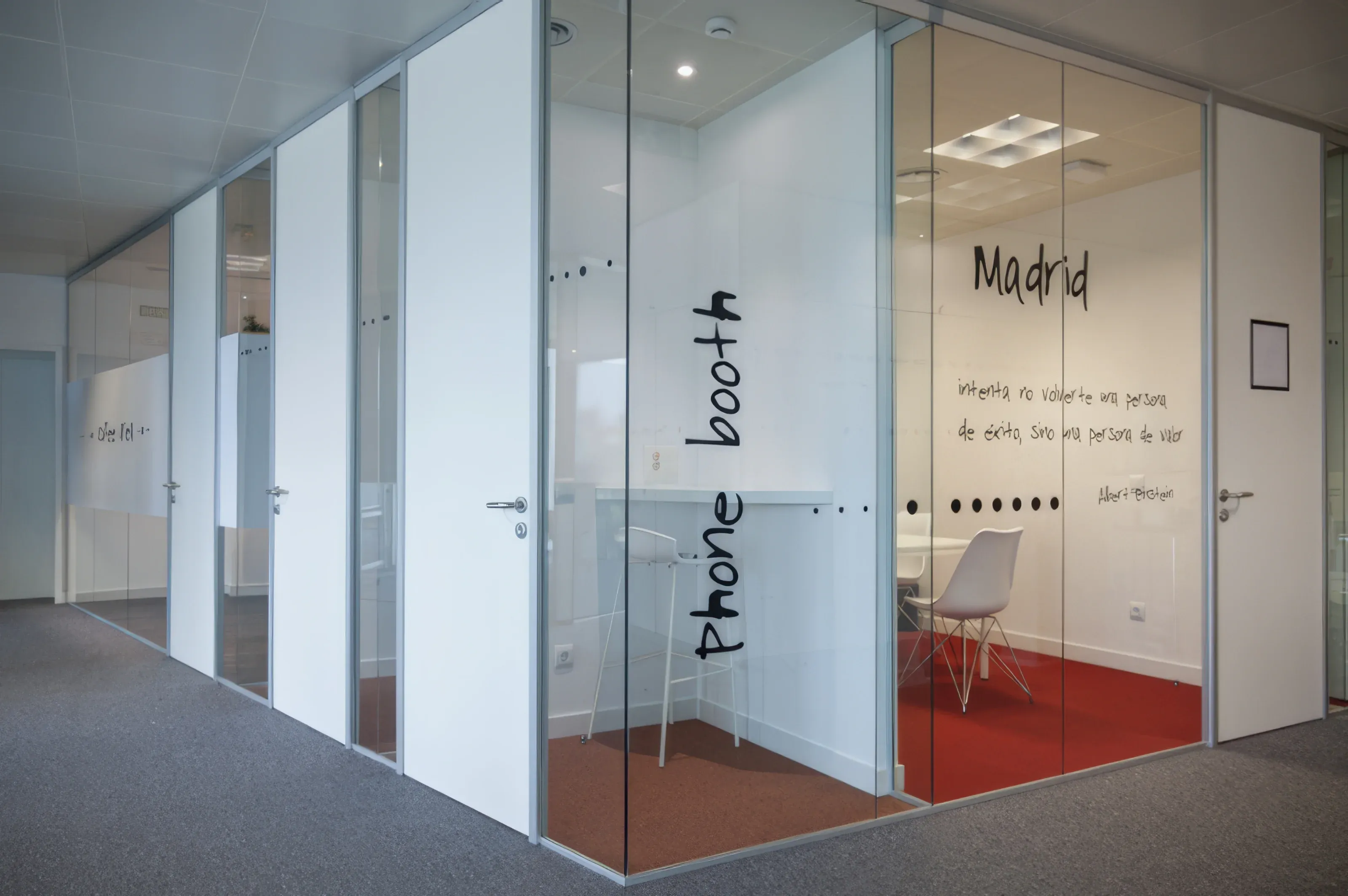 Puertas Abatibles Opacas Styledoor 50